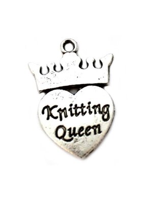 Charm "Knitting Queen"